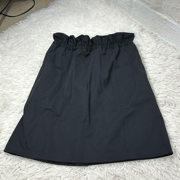 Lululemon Trip Taker Skirt Black - Picture 1 of 6